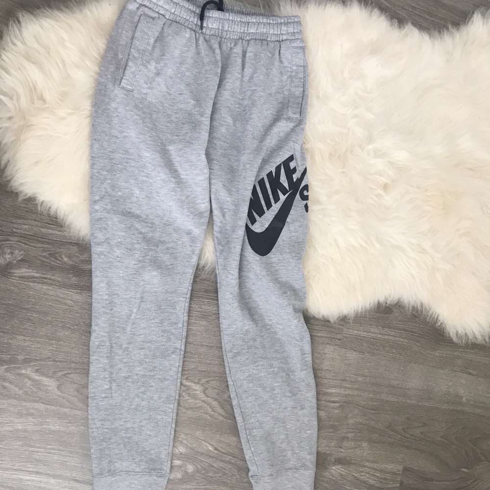 Nike Sweatpants